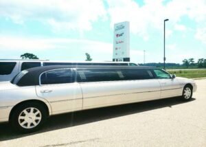 Why Dont We See Many People Using Limousine in India