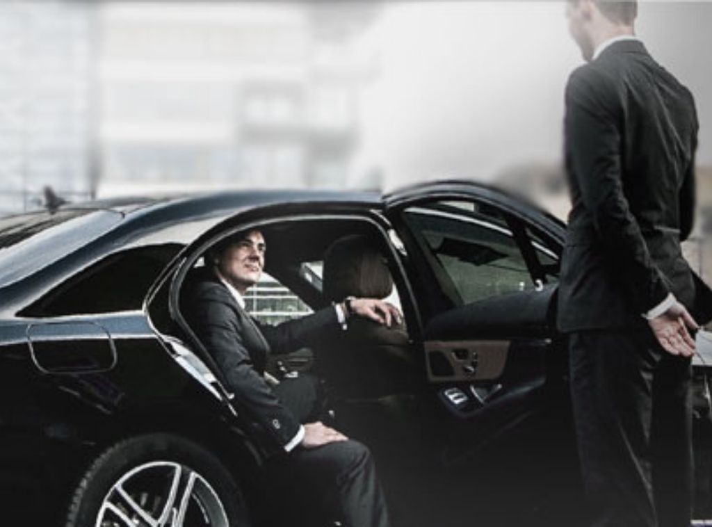 How Much Does It Cost to Start a Limo Service?