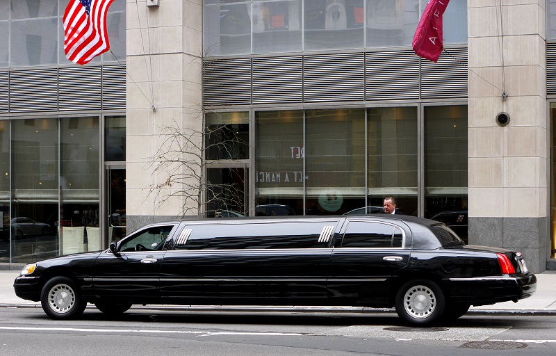 Which Limousine is Best for Limo Jousting?